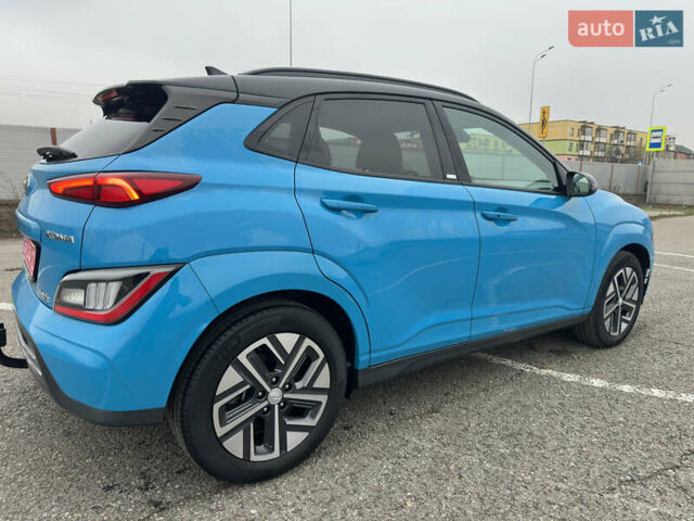Синий Хендай Kona, объемом двигателя 0 л и пробегом 51 тыс. км за 17400 $, фото 5 на Automoto.ua