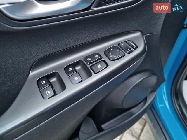 Синій Хендай Kona, об'ємом двигуна 0 л та пробігом 59 тис. км за 17100 $, фото 22 на Automoto.ua