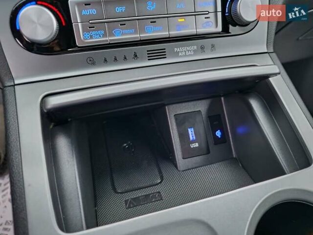 Синій Хендай Kona, об'ємом двигуна 0 л та пробігом 59 тис. км за 17100 $, фото 37 на Automoto.ua