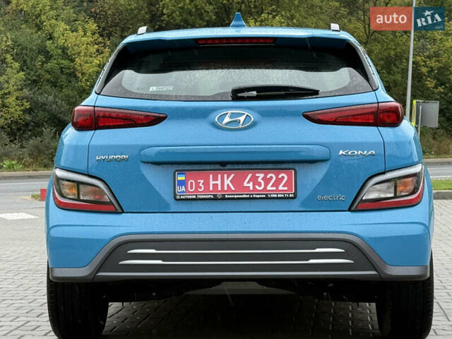 Синий Хендай Kona, объемом двигателя 0 л и пробегом 29 тыс. км за 16900 $, фото 6 на Automoto.ua