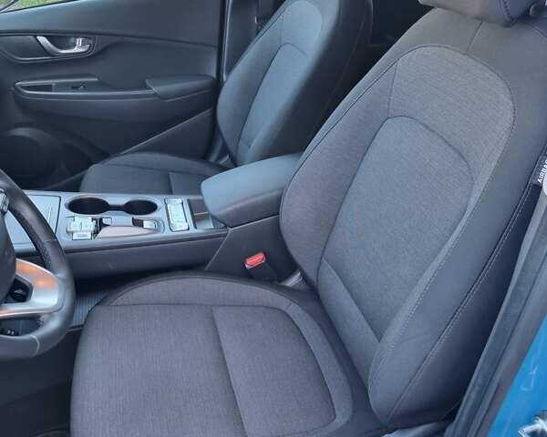 Синий Хендай Kona, объемом двигателя 0 л и пробегом 31 тыс. км за 17200 $, фото 40 на Automoto.ua
