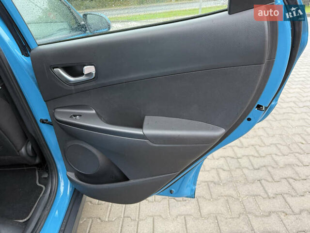 Синий Хендай Kona, объемом двигателя 0 л и пробегом 29 тыс. км за 16900 $, фото 21 на Automoto.ua