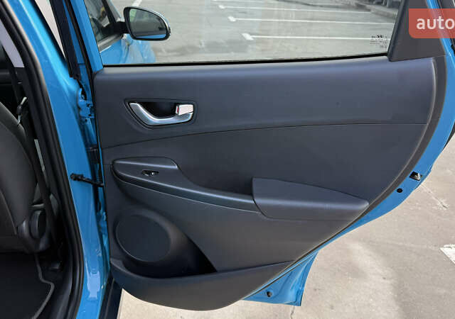 Синій Хендай Kona, об'ємом двигуна 0 л та пробігом 39 тис. км за 20900 $, фото 51 на Automoto.ua