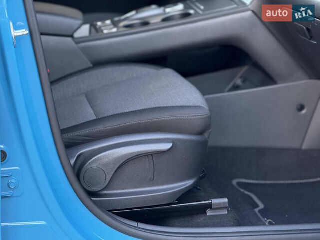 Синий Хендай Kona, объемом двигателя 0 л и пробегом 30 тыс. км за 16900 $, фото 40 на Automoto.ua