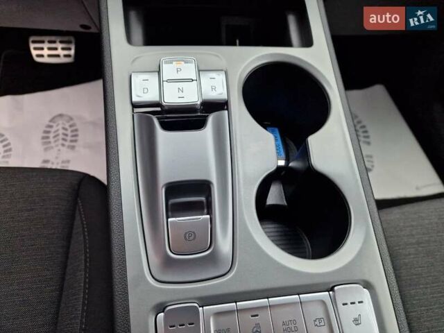 Синий Хендай Kona, объемом двигателя 0 л и пробегом 60 тыс. км за 17600 $, фото 42 на Automoto.ua