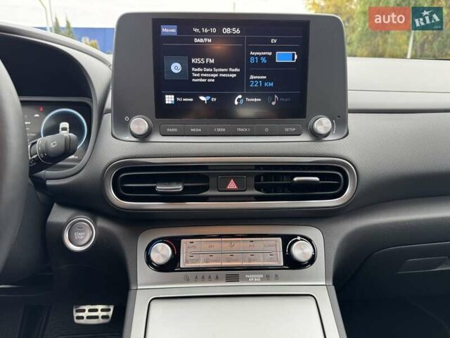Хендай Kona 2022 в Днепре (Днепропетровске) на Automoto.ua Синий Хендай Kona, объемом двигателя 0 л и пробегом 21 тыс. км за 17800 $, фото 13 на Automoto.ua