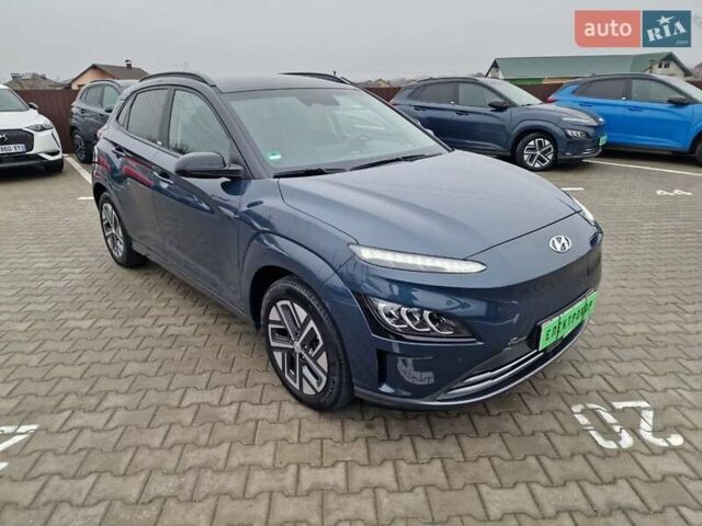 Синий Хендай Kona, объемом двигателя 0 л и пробегом 60 тыс. км за 17600 $, фото 1 на Automoto.ua