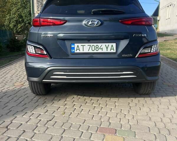 Синий Хендай Kona, объемом двигателя 0 л и пробегом 48 тыс. км за 20000 $, фото 4 на Automoto.ua