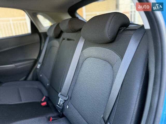 Синий Хендай Kona, объемом двигателя 0 л и пробегом 30 тыс. км за 16900 $, фото 32 на Automoto.ua