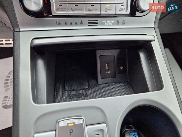 Синий Хендай Kona, объемом двигателя 0 л и пробегом 60 тыс. км за 17600 $, фото 41 на Automoto.ua