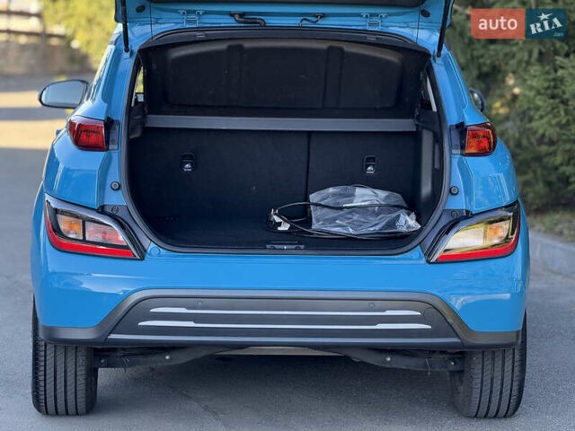 Синій Хендай Kona, об'ємом двигуна 0 л та пробігом 30 тис. км за 16900 $, фото 15 на Automoto.ua
