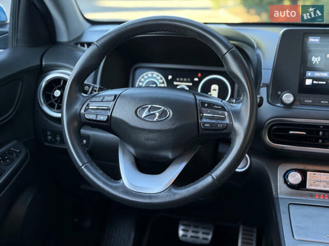 Синій Хендай Kona, об'ємом двигуна 0 л та пробігом 30 тис. км за 16900 $, фото 19 на Automoto.ua