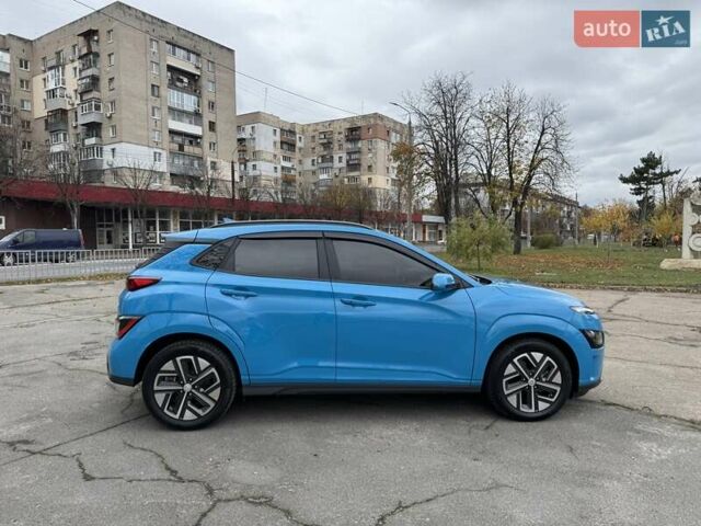 Синий Хендай Kona, объемом двигателя 0 л и пробегом 21 тыс. км за 17900 $, фото 5 на Automoto.ua