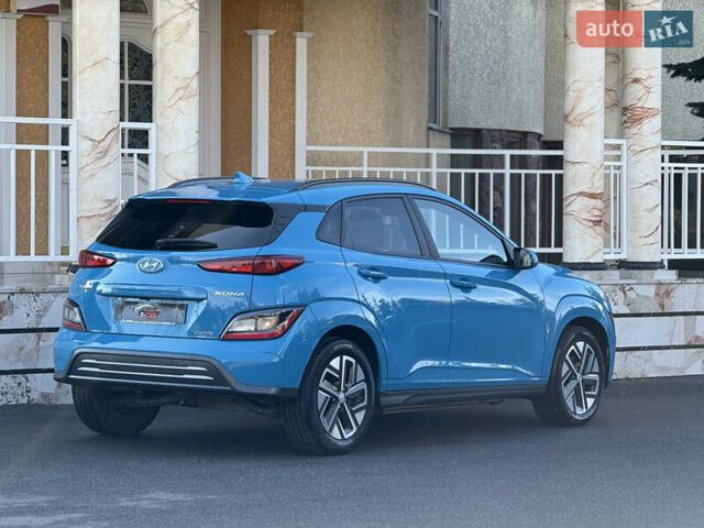 Синий Хендай Kona, объемом двигателя 0 л и пробегом 30 тыс. км за 16900 $, фото 28 на Automoto.ua