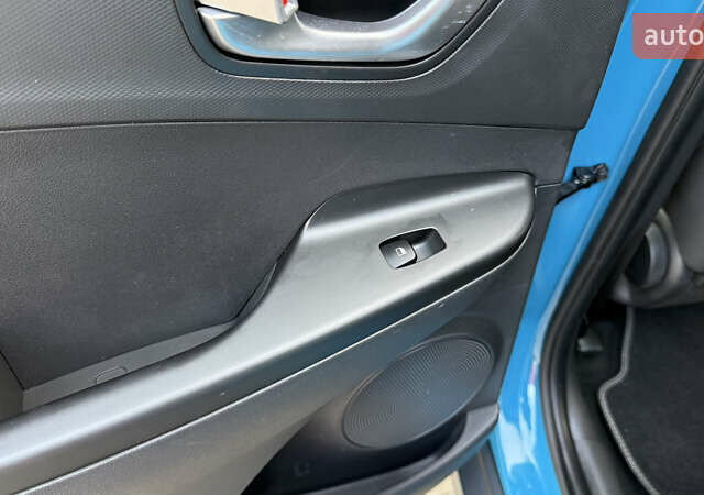 Синій Хендай Kona, об'ємом двигуна 0 л та пробігом 39 тис. км за 20900 $, фото 44 на Automoto.ua