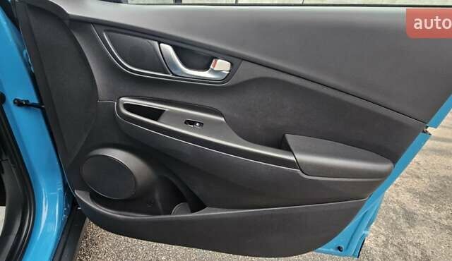 Синій Хендай Kona, об'ємом двигуна 0 л та пробігом 49 тис. км за 17750 $, фото 25 на Automoto.ua