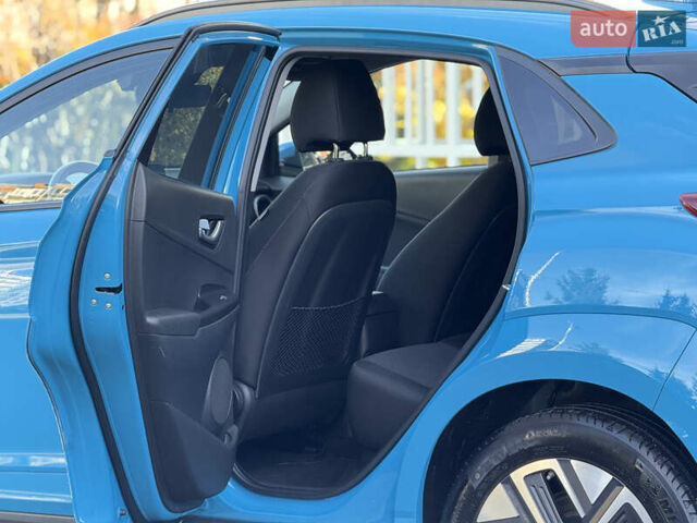 Синий Хендай Kona, объемом двигателя 0 л и пробегом 30 тыс. км за 16900 $, фото 25 на Automoto.ua