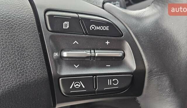 Синій Хендай Kona, об'ємом двигуна 0 л та пробігом 49 тис. км за 17750 $, фото 16 на Automoto.ua