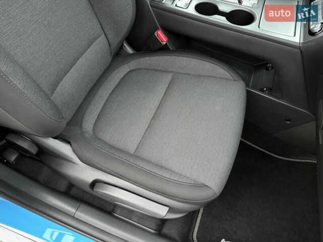 Синій Хендай Kona, об'ємом двигуна 0 л та пробігом 54 тис. км за 17650 $, фото 23 на Automoto.ua