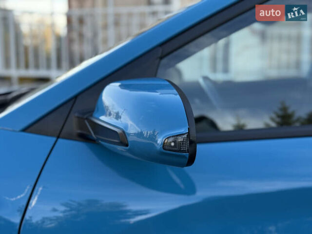 Синий Хендай Kona, объемом двигателя 0 л и пробегом 30 тыс. км за 16900 $, фото 37 на Automoto.ua