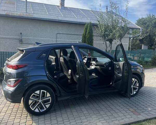 Синий Хендай Kona, объемом двигателя 0 л и пробегом 48 тыс. км за 20000 $, фото 11 на Automoto.ua