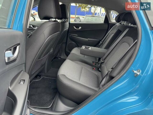 Хендай Kona 2022 в Днепре (Днепропетровске) на Automoto.ua Синий Хендай Kona, объемом двигателя 0 л и пробегом 21 тыс. км за 17800 $, фото 20 на Automoto.ua