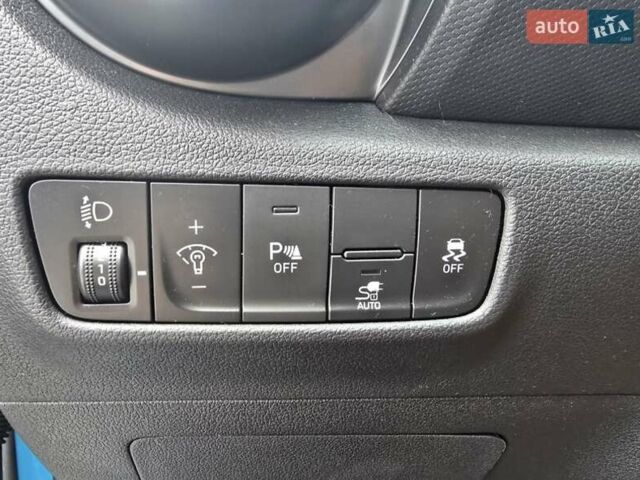 Синий Хендай Kona, объемом двигателя 0 л и пробегом 21 тыс. км за 17800 $, фото 9 на Automoto.ua