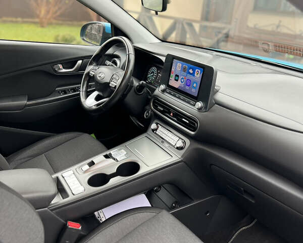 Синий Хендай Kona, объемом двигателя 0 л и пробегом 81 тыс. км за 16950 $, фото 29 на Automoto.ua