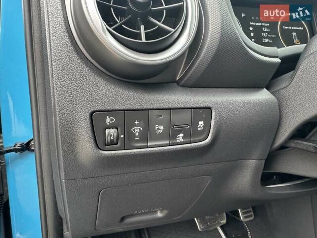 Синий Хендай Kona, объемом двигателя 0 л и пробегом 21 тыс. км за 17900 $, фото 19 на Automoto.ua