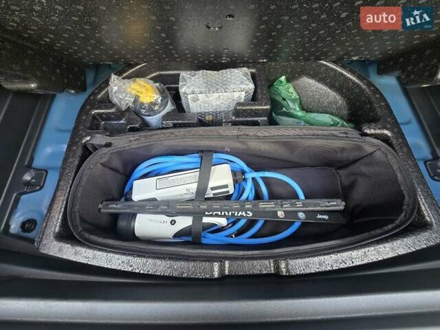 Синий Хендай Kona, объемом двигателя 0 л и пробегом 31 тыс. км за 17200 $, фото 16 на Automoto.ua