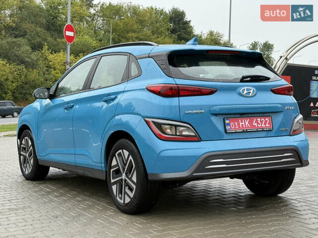 Синий Хендай Kona, объемом двигателя 0 л и пробегом 29 тыс. км за 16900 $, фото 7 на Automoto.ua