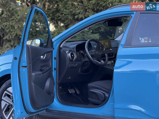 Синій Хендай Kona, об'ємом двигуна 0 л та пробігом 30 тис. км за 16900 $, фото 17 на Automoto.ua