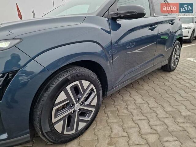 Синий Хендай Kona, объемом двигателя 0 л и пробегом 60 тыс. км за 17600 $, фото 7 на Automoto.ua