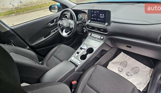 Синій Хендай Kona, об'ємом двигуна 0 л та пробігом 49 тис. км за 17750 $, фото 28 на Automoto.ua