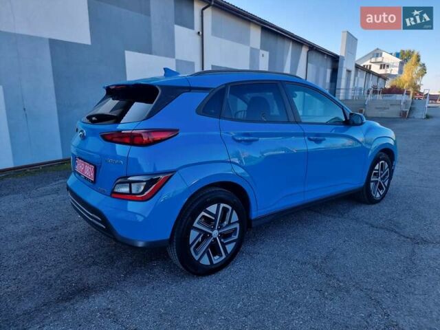 Синий Хендай Kona, объемом двигателя 0 л и пробегом 31 тыс. км за 17200 $, фото 29 на Automoto.ua