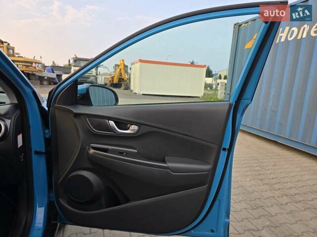 Синий Хендай Kona, объемом двигателя 0 л и пробегом 56 тыс. км за 19400 $, фото 17 на Automoto.ua