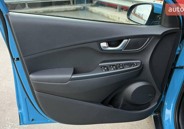 Синій Хендай Kona, об'ємом двигуна 0 л та пробігом 39 тис. км за 20900 $, фото 19 на Automoto.ua