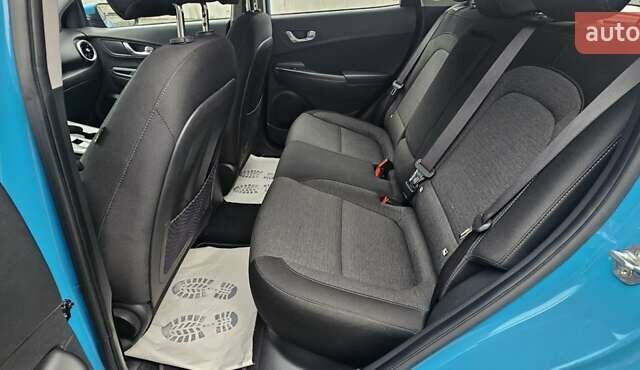 Синій Хендай Kona, об'ємом двигуна 0 л та пробігом 49 тис. км за 17750 $, фото 20 на Automoto.ua