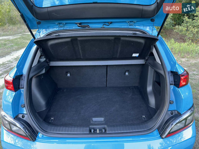 Синий Хендай Kona, объемом двигателя 0 л и пробегом 61 тыс. км за 16500 $, фото 50 на Automoto.ua