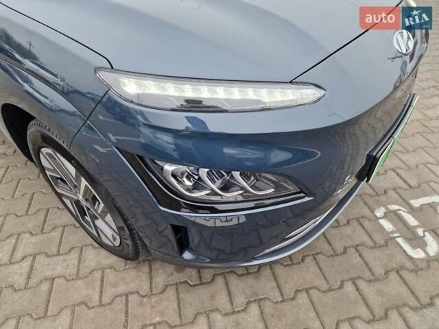 Синий Хендай Kona, объемом двигателя 0 л и пробегом 60 тыс. км за 17600 $, фото 13 на Automoto.ua