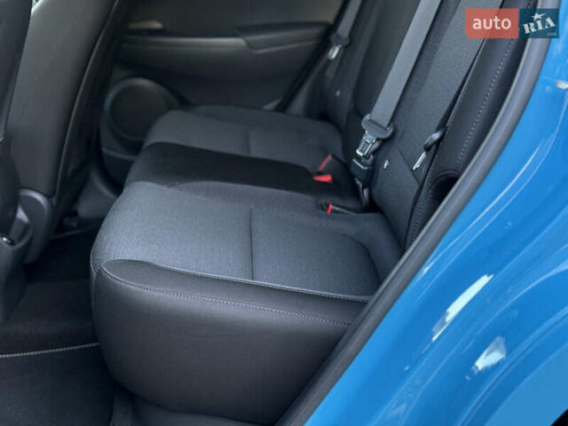 Синий Хендай Kona, объемом двигателя 0 л и пробегом 30 тыс. км за 16900 $, фото 31 на Automoto.ua