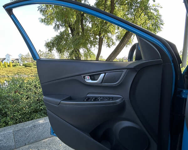 Синій Хендай Kona, об'ємом двигуна 0 л та пробігом 69 тис. км за 16470 $, фото 17 на Automoto.ua