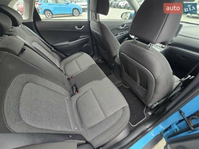 Синий Хендай Kona, объемом двигателя 0 л и пробегом 21 тыс. км за 17800 $, фото 16 на Automoto.ua