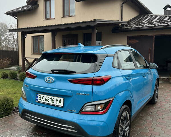 Синий Хендай Kona, объемом двигателя 0 л и пробегом 81 тыс. км за 16950 $, фото 5 на Automoto.ua
