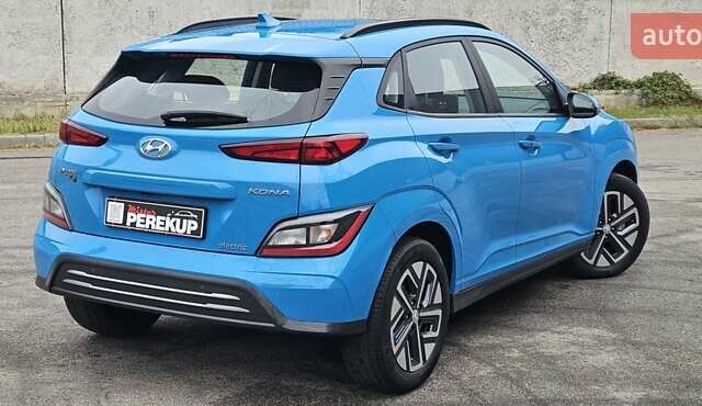Синій Хендай Kona, об'ємом двигуна 0 л та пробігом 49 тис. км за 17750 $, фото 5 на Automoto.ua