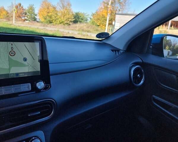 Синий Хендай Kona, объемом двигателя 0 л и пробегом 31 тыс. км за 17200 $, фото 45 на Automoto.ua