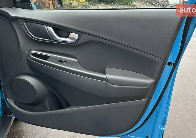 Синій Хендай Kona, об'ємом двигуна 0 л та пробігом 19 тис. км за 19900 $, фото 20 на Automoto.ua