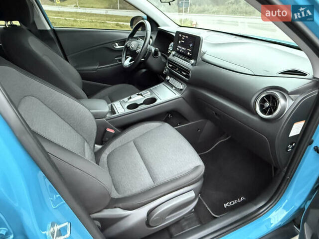Синій Хендай Kona, об'ємом двигуна 0 л та пробігом 16 тис. км за 16999 $, фото 22 на Automoto.ua