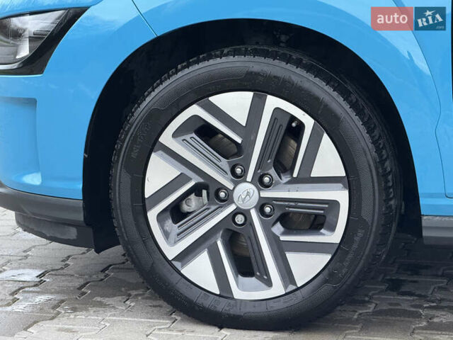 Синій Хендай Kona, об'ємом двигуна 0 л та пробігом 16 тис. км за 16999 $, фото 12 на Automoto.ua