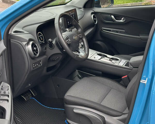 Синій Хендай Kona, об'ємом двигуна 0 л та пробігом 19 тис. км за 19900 $, фото 18 на Automoto.ua